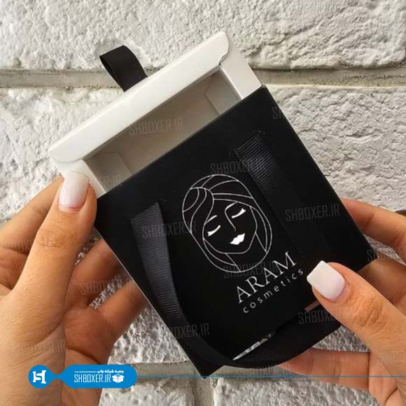 جعبه لوازم آرایشی و بهداشتی  